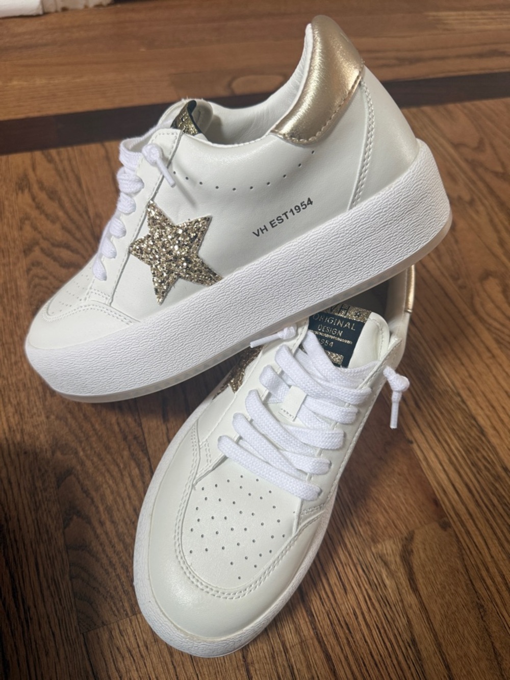 Vintage Havana White Sneakers with Gold Glitter Star - Picture 3 of 4